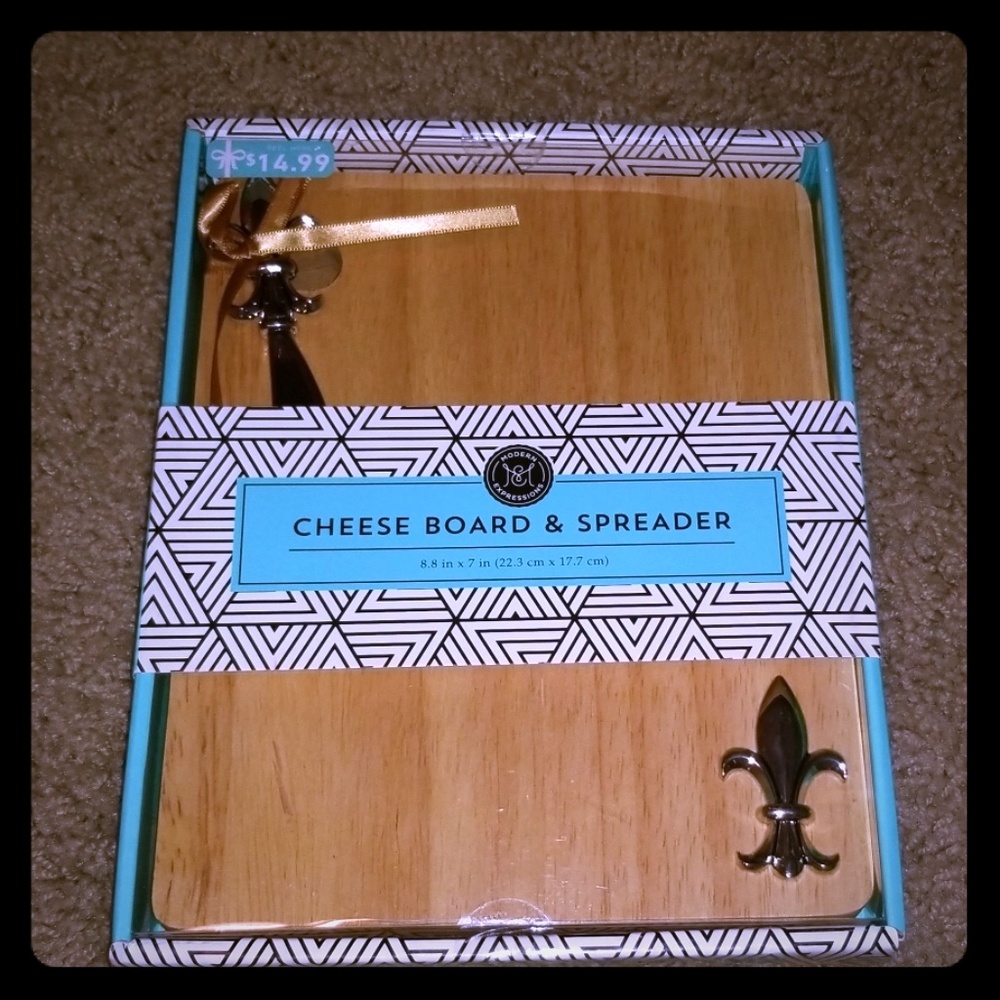 NWT Cheese board and spreader.